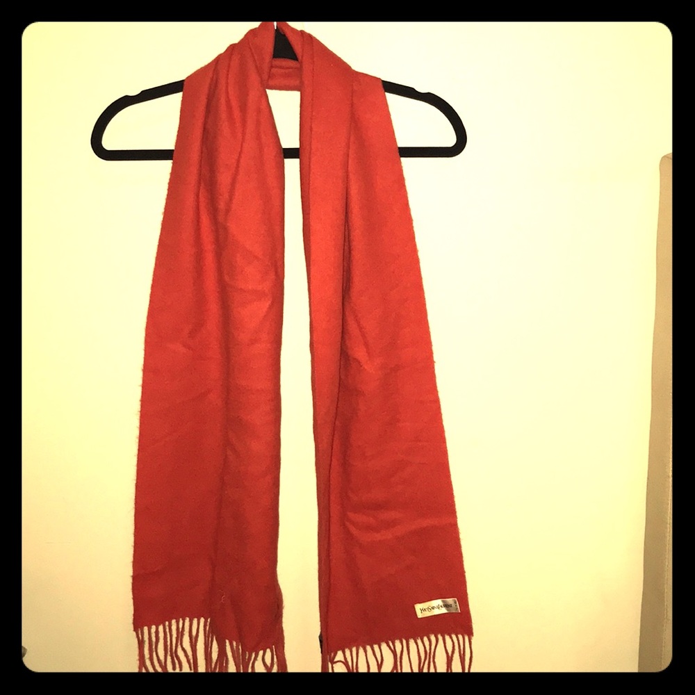 YSL Wool scarf  💃🏽🛍